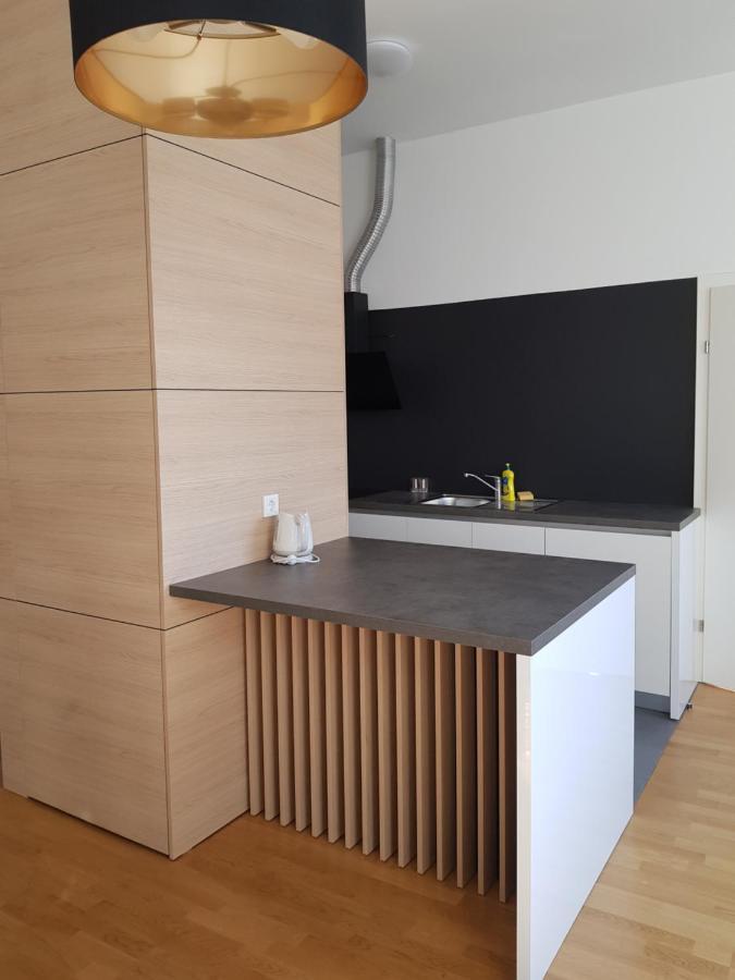 Apartmani Seven App ซาเกร็บ ภายนอก รูปภาพ